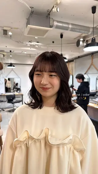 ミディアム カラー Lomalia Rukaのヘアスタイル