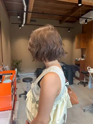 ショート カラー 溝曽路 優衣のヘアスタイル
