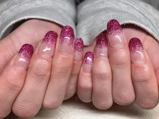 ネイル 𝐴𝑁𝑈𝐸 深爪育成専門サロンのネイルデザイン