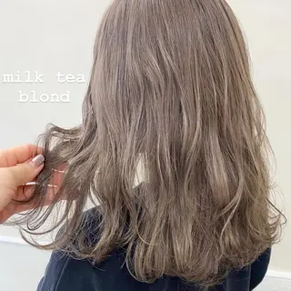 セミロング エクステ ハイトーン 💭黒崎ハルカのヘアスタイル