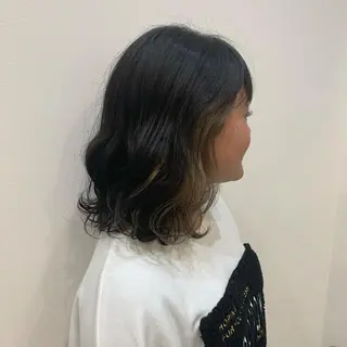ミディアム 津秋 朝美のヘアスタイル