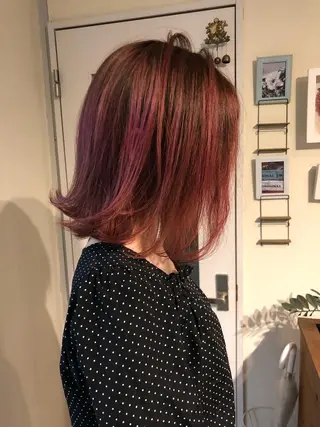 ミディアム 韓国レイヤー外国人風 透明感カラー髪質改善のヘアスタイル