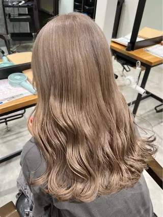 ロング カラー collet矢島 /ブリーチカラーのヘアスタイル