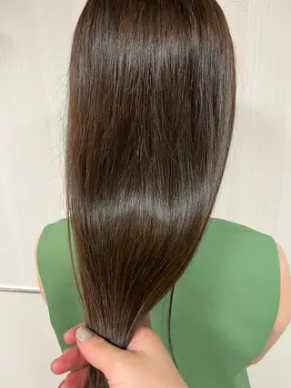 ロング カラー ウスイマイコ カット/ケアカラーのヘアスタイル