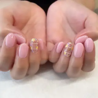 ネイル 🌈🐰 saki. m 🐰🌈のネイルデザイン