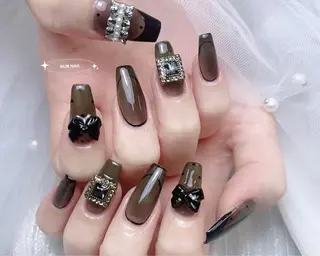 ネイル RINA 🤍のネイルデザイン