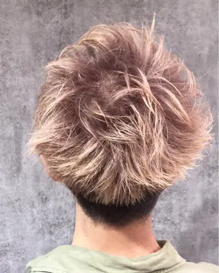 ショート カラー 🎨ショートの神様 /神評価🎨原田公祐のヘアスタイル