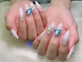 ネイル lucky nail 歌舞伎町のネイルデザイン