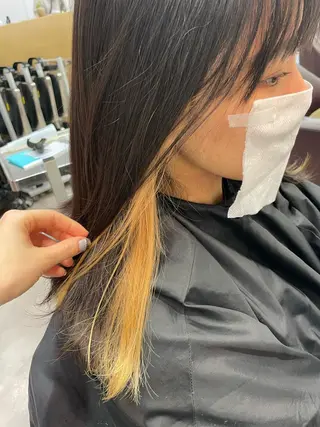 セミロング カラー 松永 梨央のヘアスタイル