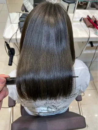 セミロング Hair Resort ALL BLue所属・細貝 舞利のヘアスタイル