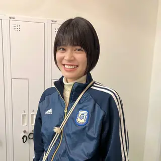 ショート クロスパーマ× 透明感カラー✂︎のヘアスタイル