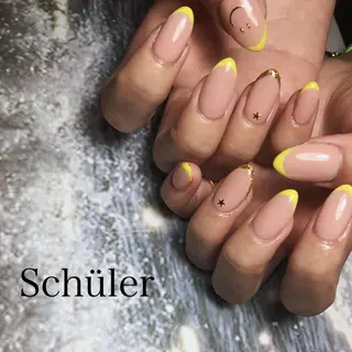 ネイル Schüler所属・野内 まきのネイルデザイン