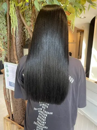 ロング hyphen《ハイフン》所属・市村 香多のヘアスタイル