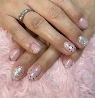 ネイル GＬA D所属・ＧＬAD グラットのネイルデザイン