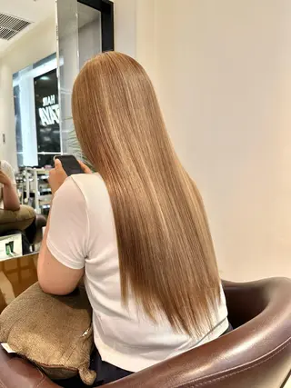 ロング カラー TAYA大阪上本町所属・【ダブルカラー/縮毛 矯正】十場のヘアスタイル
