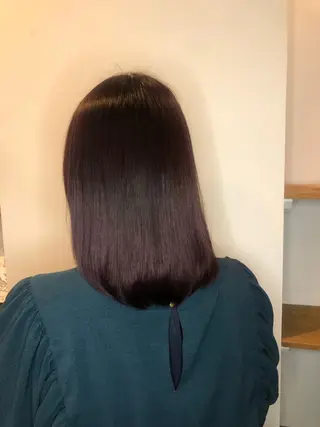 カラー AGREE Momokaのヘアスタイル