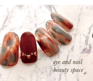 ネイル 杉山 ネイリストのネイルデザイン