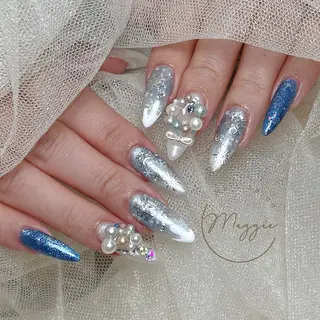 ネイル Maggie Nail🦩のネイルデザイン