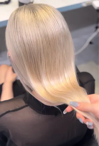 ロング 似合わせ艶カラー🪽 ひかる🪽🩶のヘアスタイル