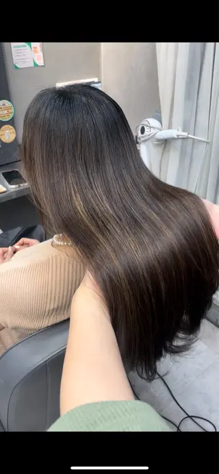 ロング TNB TOKYO所属・Insta 指名 No.1KURUMIのヘアスタイル