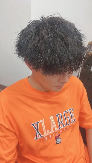 パーマ Gaudi(ガウディ)❤︎所属・めんへらびようし Daiaのヘアスタイル