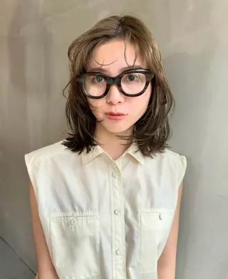 ミディアム グレージュ|レイヤー 🌘/青空soraのヘアスタイル