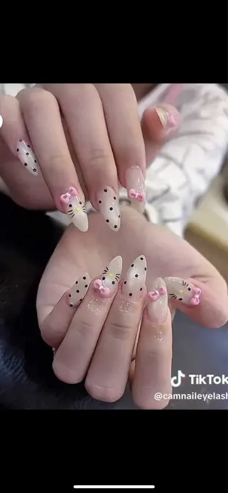ネイル Angel beauty  Ueno所属・オハナ マルのネイルデザイン