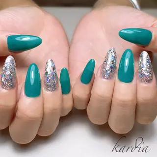 ネイル καρδιά -ｶﾙﾃﾞｨｱ-のネイルデザイン