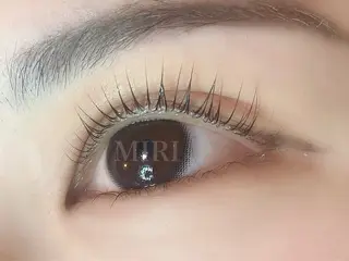 マツエク・マツパ まつげパーマ&アイブロウMIRI所属・🌷まつ毛パーマ 専門店MIRI 🌷のマツエク・マツパデザイン