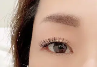 マツエク・マツパ Mia.Rosa所属・Mia.Rosa naokoの眉毛・アイブロウイメージ