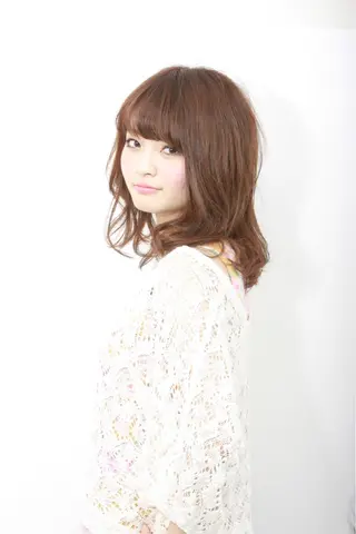 ミディアム セミロング カラー パーマ 佐々木 政徳のヘアスタイル