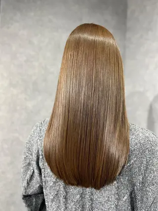 ロング 岩崎 恵実のヘアスタイル