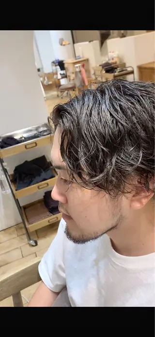 ミディアム パーマ メンズ メンズStylist 山根慧のヘアスタイル