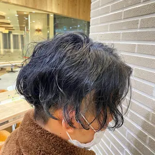 カラー パーマ メンズ 赤本悠斗波巻きパーマ メンズパーマのヘアスタイル
