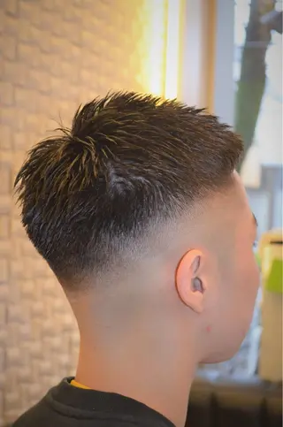 ショート メンズ 高野浩平/フェード ツイストスパイラルのヘアスタイル