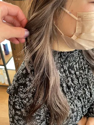 セミロング カラー ヘアアレンジ 🎗秋山勇 /三宮指名No.1のヘアスタイル