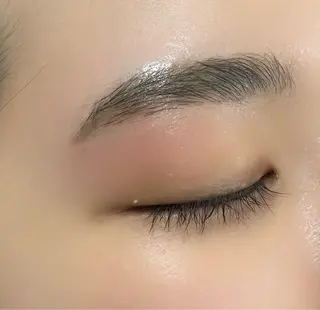 アイブロウ Gym and Salon ATENA所属・momoka🎀 まつげのマツエク・マツパデザイン