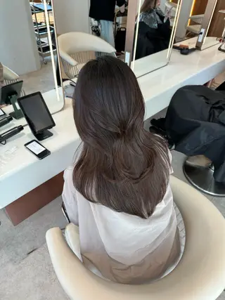 セミロング カラー 韓国レイヤー🇰🇷 韓国研修◎渋谷カイトのヘアスタイル