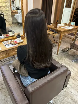 ロング カラー 小澤 一稀のヘアスタイル