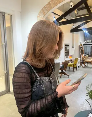カラー 喜友名 ウララのヘアスタイル