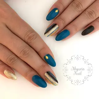 ネイル Sympa 𝓜iwako🐰ᩚのネイルデザイン