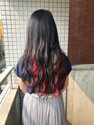 ロング カラー 是枝 さくらのヘアスタイル