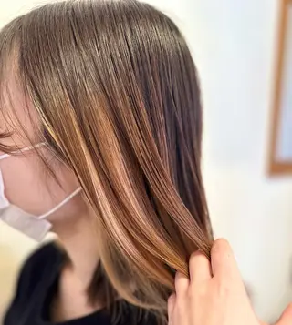 カラー 五味 桃香のヘアスタイル
