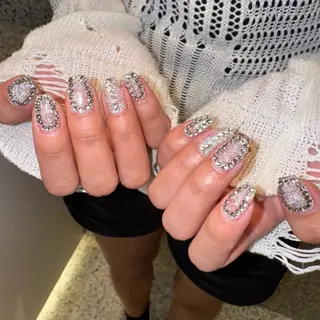 ネイル RIEKO🍒 ワンホン♡推しネイルのネイルデザイン