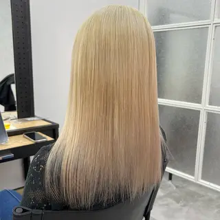 ミディアム カラー ヨ ネのヘアスタイル