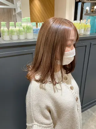 セミロング 細沼 葵のヘアスタイル