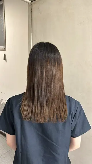 セミロング 坂 美来乃のヘアスタイル