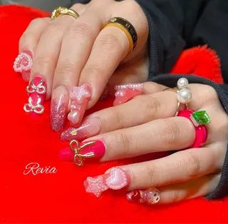 ネイル revia所属・ERI Nailistのネイルデザイン