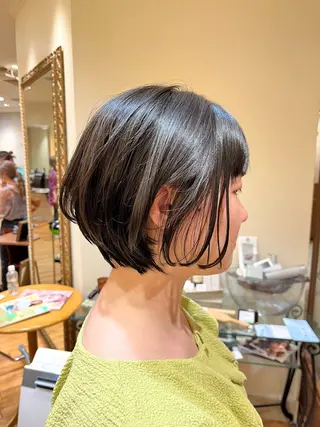 ショート 青山 莉奈のヘアスタイル