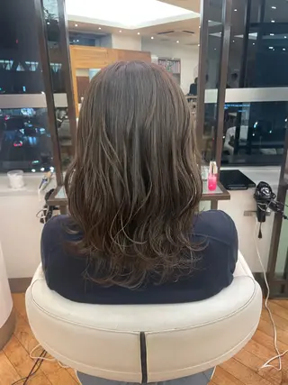 セミロング カラー goshima nagisaのヘアスタイル